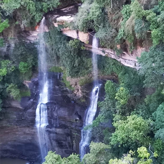 Cachoeira do Sizinho localizada em Rio do Campo, Santa Catarina.